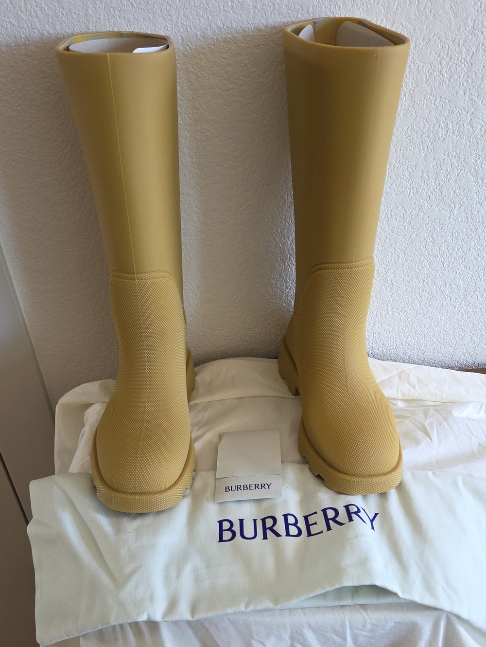 Burberry Marsh Manilla Rain Boots